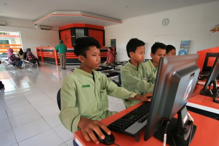DPRD Nunukan Soroti Pembangunan Lab Komputer SMP