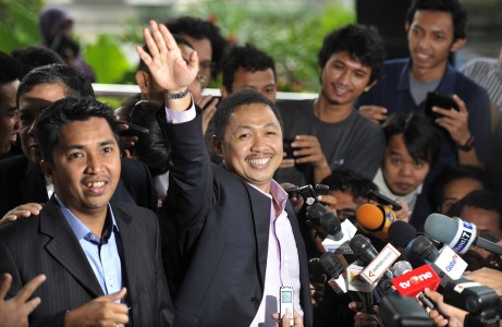 KPK Cecar Anis Matta Soal Surat Tanah