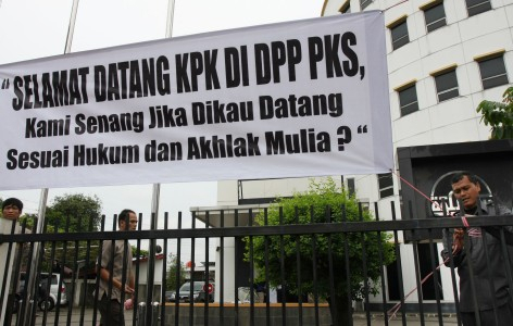 KPK Batal Sita Mobil di DPP PKS