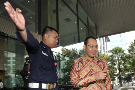Dipanggil KPK, Rama Pratama Mengaku Kenal Fathanah dan Luthfi