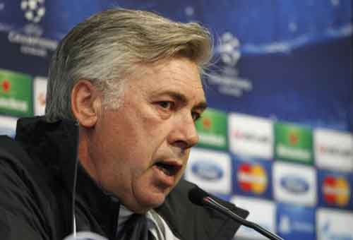 Ferguson Sempat Dekati Ancelotti Sebelum Pilih Moyes