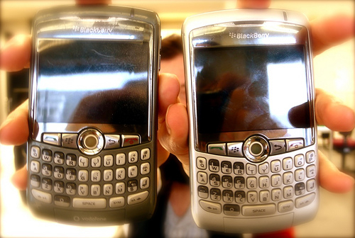 Polisi Tanjung Jabung Barat Amankan 2 Dus BB Illegal