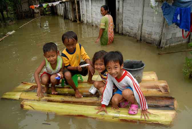 Atasi Banjir, Dua Sungai di Mandailing Natal Dikeruk