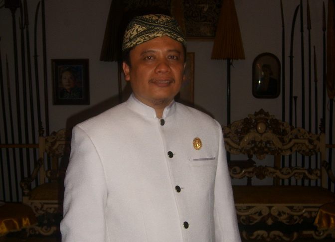 Diserobot  Pemerintah, Sultan Kasepuhan Pertanyakan Status Tanah Keraton Cirebon