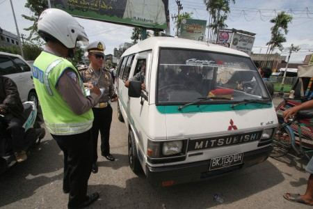 Pemkot Ambon Batasi Izin Trayek