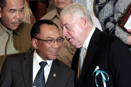Kaukus Papua: Renegosiasi Kontrak PT Freeport