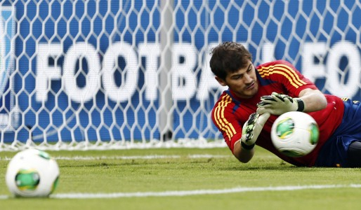 Spanyol Terlalu Tangguh bagi Uruguay