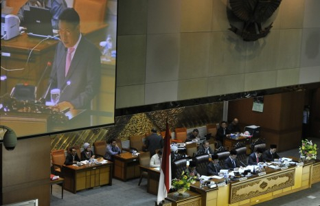 Hanura Tolak Harga BBM Naik