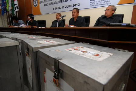 Hari Terakhir Calon DPD NTB Lengkapi Syarat Dukungan