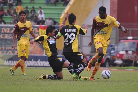 Sriwijaya FC tekuk Gersik United 2-1