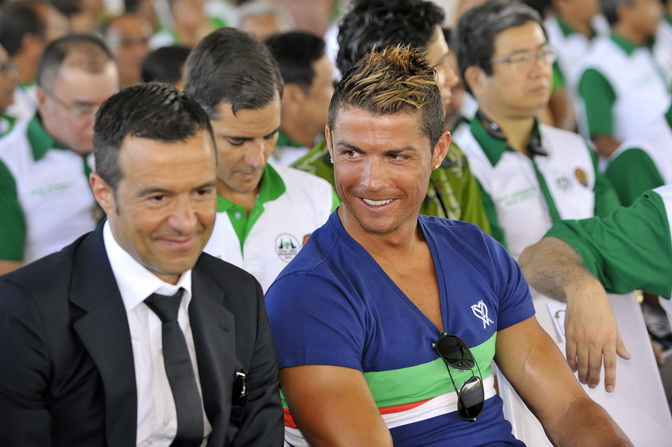 Ronaldo Dinobatkan Jadi Duta Mangrove