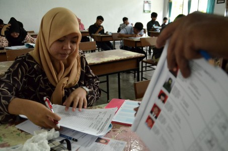 Delapan Ratusan Siswa Ambon Ikut Ujian Paket
