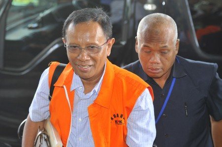 Toto Hutagalung: Hakim lain yang Terlibat Suap, Tanya ke KPK