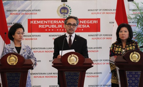 PLN Bangun 10 Stasiun Pengisian Kendaraan Listrik di KTT APEC Bali