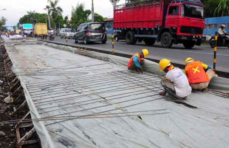 Perbaikan Jalur Mudik di Majenang Jateng Terancam Molor
