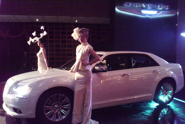 Chrysler Luncurkan Seri 300 C Senilai Rp 1,1 Miliar
