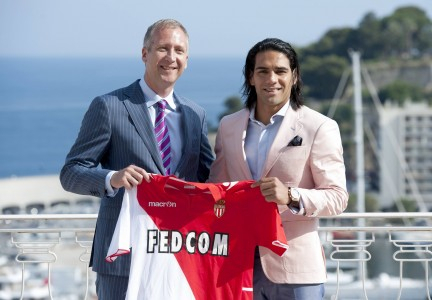 Falcao Incar Top Skor Liga Prancis