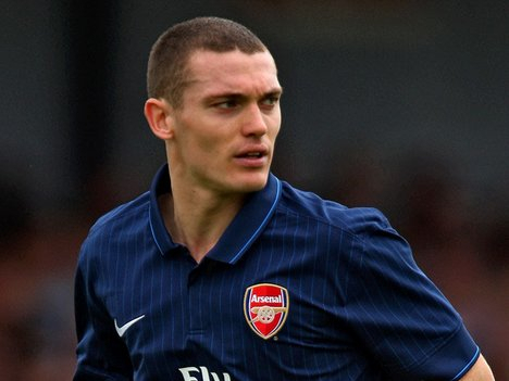 Vermaelen Tak Ikut Arsenal ke Asia