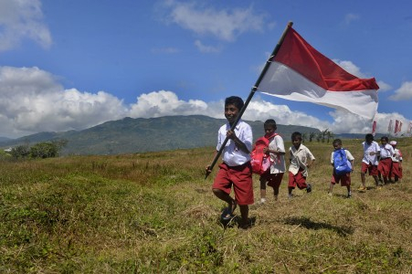 Pemprov Jambi Tingkatkan Anggaran Untuk Guru