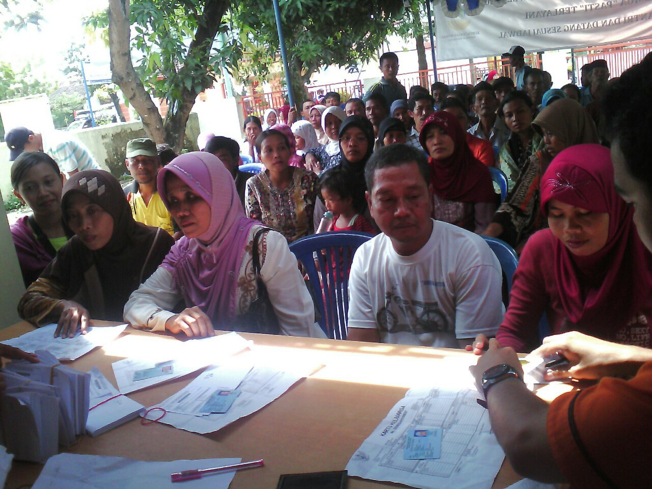 Salah Sasaran, Warga Kudus Sisihkan BLSM untuk Warga Miskin
