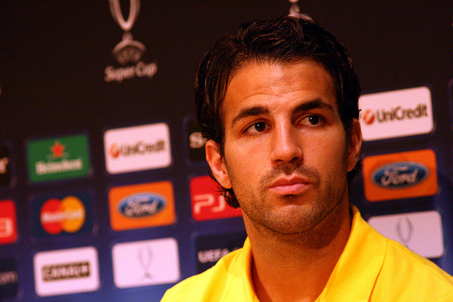 Manchester United Ajukan Penawaran Resmi untuk Fabregas