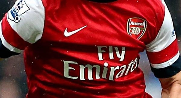 Roma dan Lyon Berebut Penyerang Arsenal