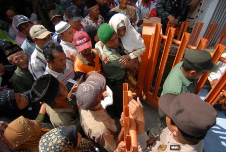 Kemendagri Instruksikan Penggunaan APBD untuk BLSM