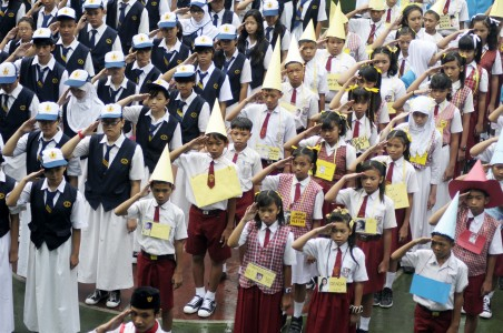 Kemendikbud : Sekolah Tak Boleh Andalkan Siswa Senior Isi MOS
