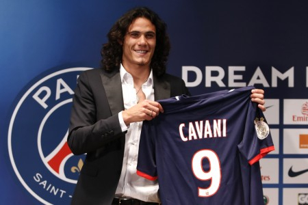 Hull City Sempat Dekati Edinson Cavani