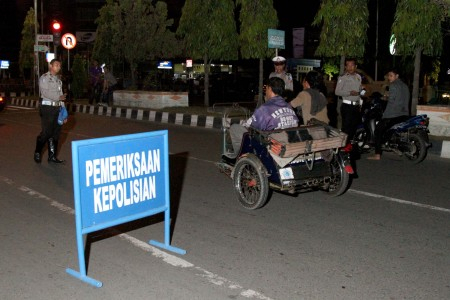 Kejar Napi Tanjung Gusta, Polisi Perketat Perbatasan Negara