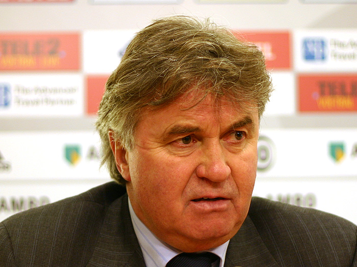 Tinggalkan Anzhi, Hiddink Favorit Kuat Pelatih Barcelona?