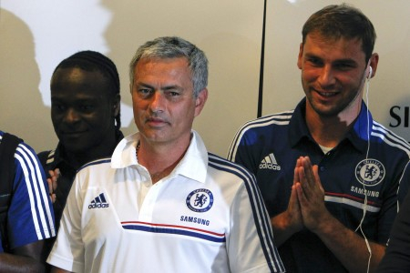 Pemain Chelsea Langsung Masuk Bus, Fans Kecewa