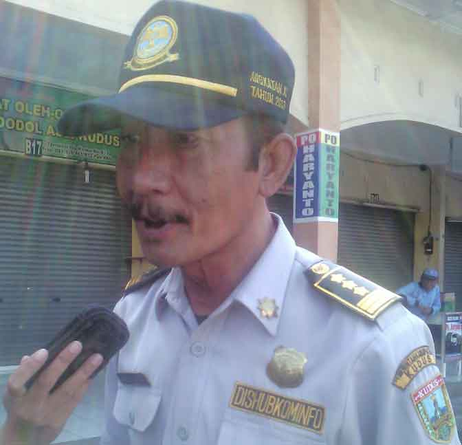 Tarif Mahal, Warga Kudus Malas Naik Bus