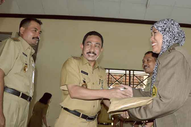 Asyik, Guru Agama di Pati Dapat Bantuan