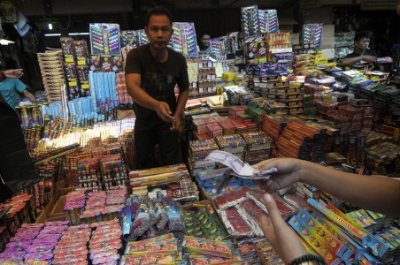 Polisi Jombang Sita 11 Ribu Petasan
