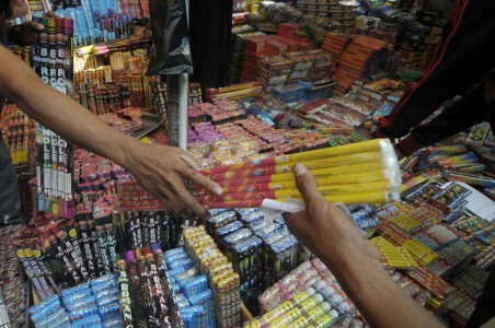 Pedagang Petasan: Kami Sudah Dapat Izin dari Polisi