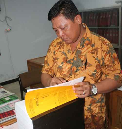 Berkas Kasus Labora Sitorus Dilimpahkan ke Kejati