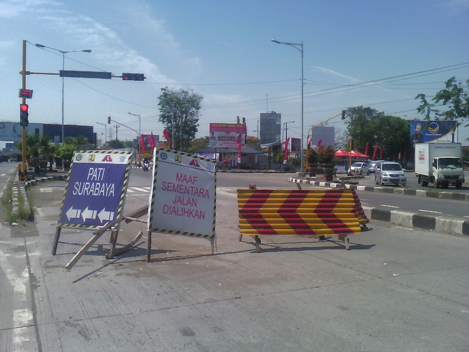 Perbaikan Belum Kelar, Jalur Pantura Kudus-Surabaya Masih Ditutup