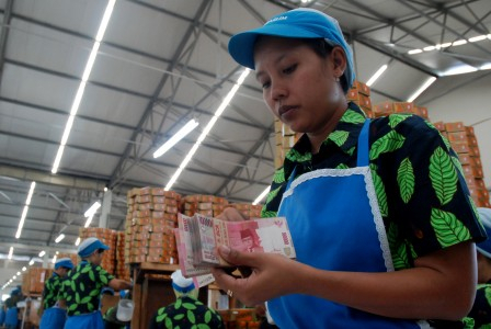 Apindo: Perusahaan Wajib Memberikan THR!