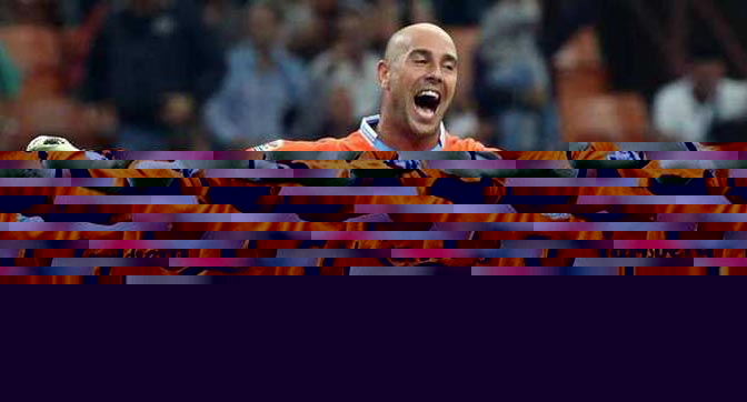 Reina Dipaksa Tinggalkan Liverpool