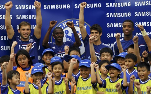 Vitesse Ingin Pinjam Lucas Piazon