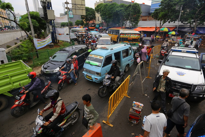 Pasar Tanah Abang Ditata, Pendapatan Sopir Angkutan Anjlok Anjlok