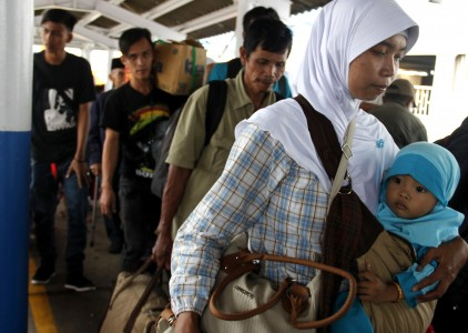 Puncak Arus Mudik di Pelabuhan Merak Tengah Malam Ini