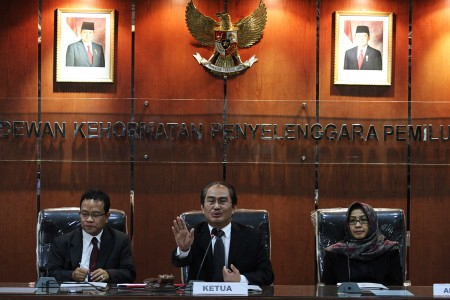 Soal Patrialis, Jimly: Mau Diapain? Kita Terima Saja