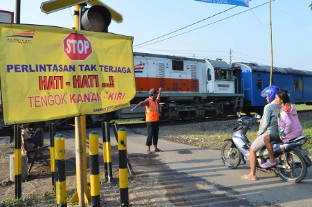 Lintasan Kereta Tanpa Palang Pintu Bertambah