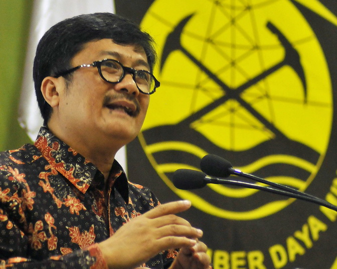ICW: Bongkar Suap dan Korupsi Bidang Migas Lainnya!