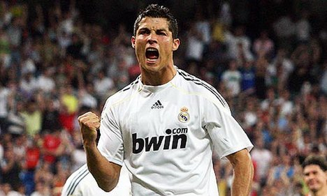 Pria Ini Rela Dipenjara demi Bertemu Pesepakbola Idolanya