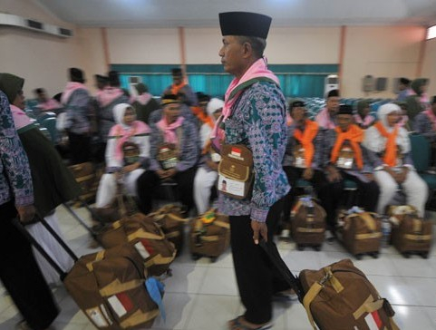 Kemenkes Minta Calon Haji Pakai Masker