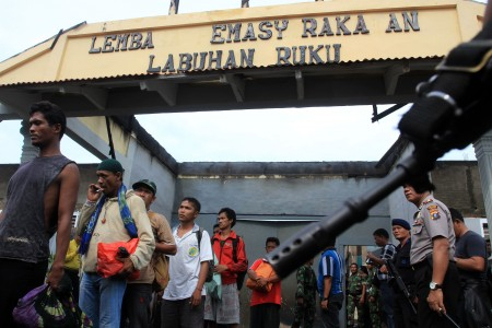 Baru Sepertiga Napi Labuhan Ruku yang Dipindahkan