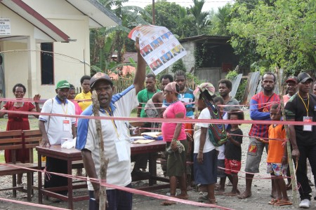 11 Pasangan Berebut Jadi Pemimpin di Kabupaten Terkaya di Papua